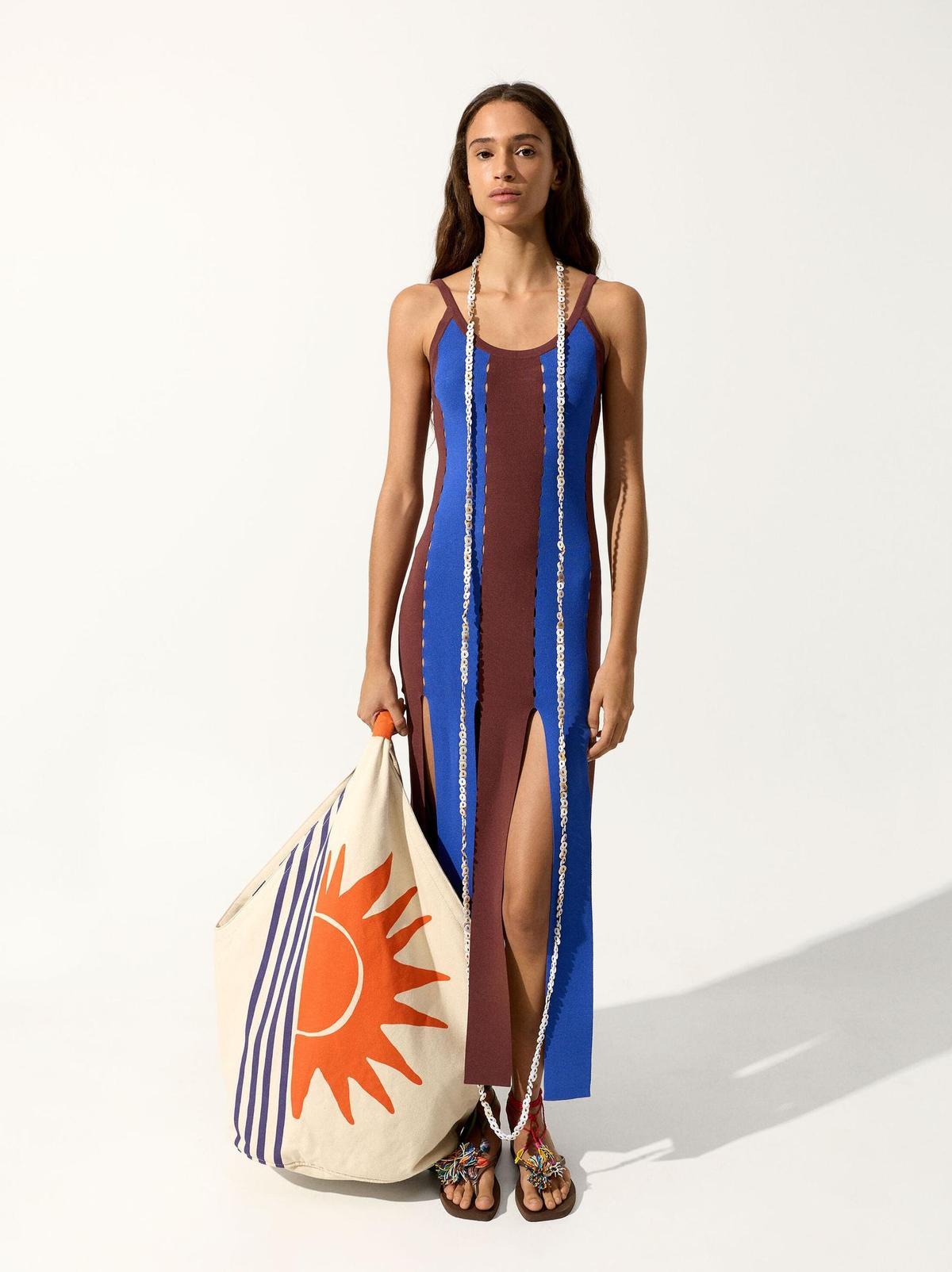 Robe en maille à rayures multicolores