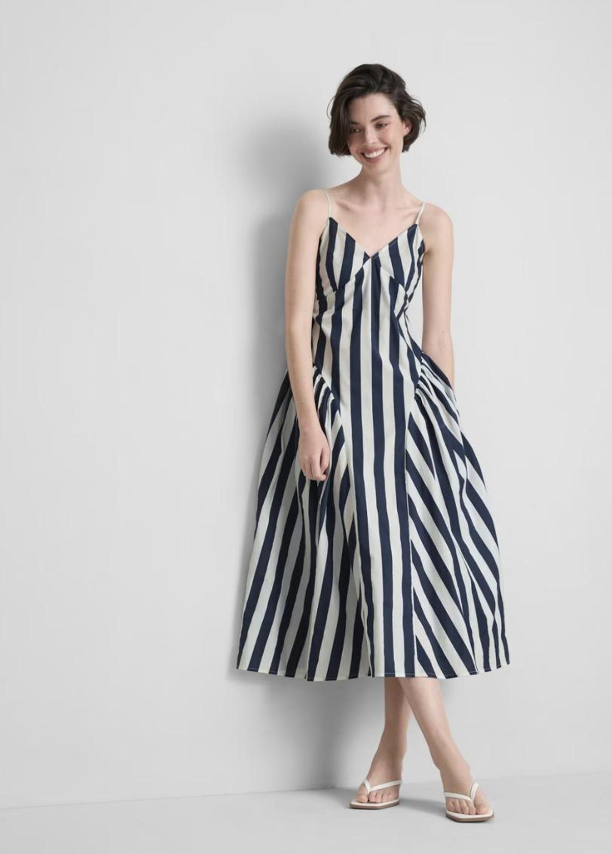 Robe midi imprimée à rayures