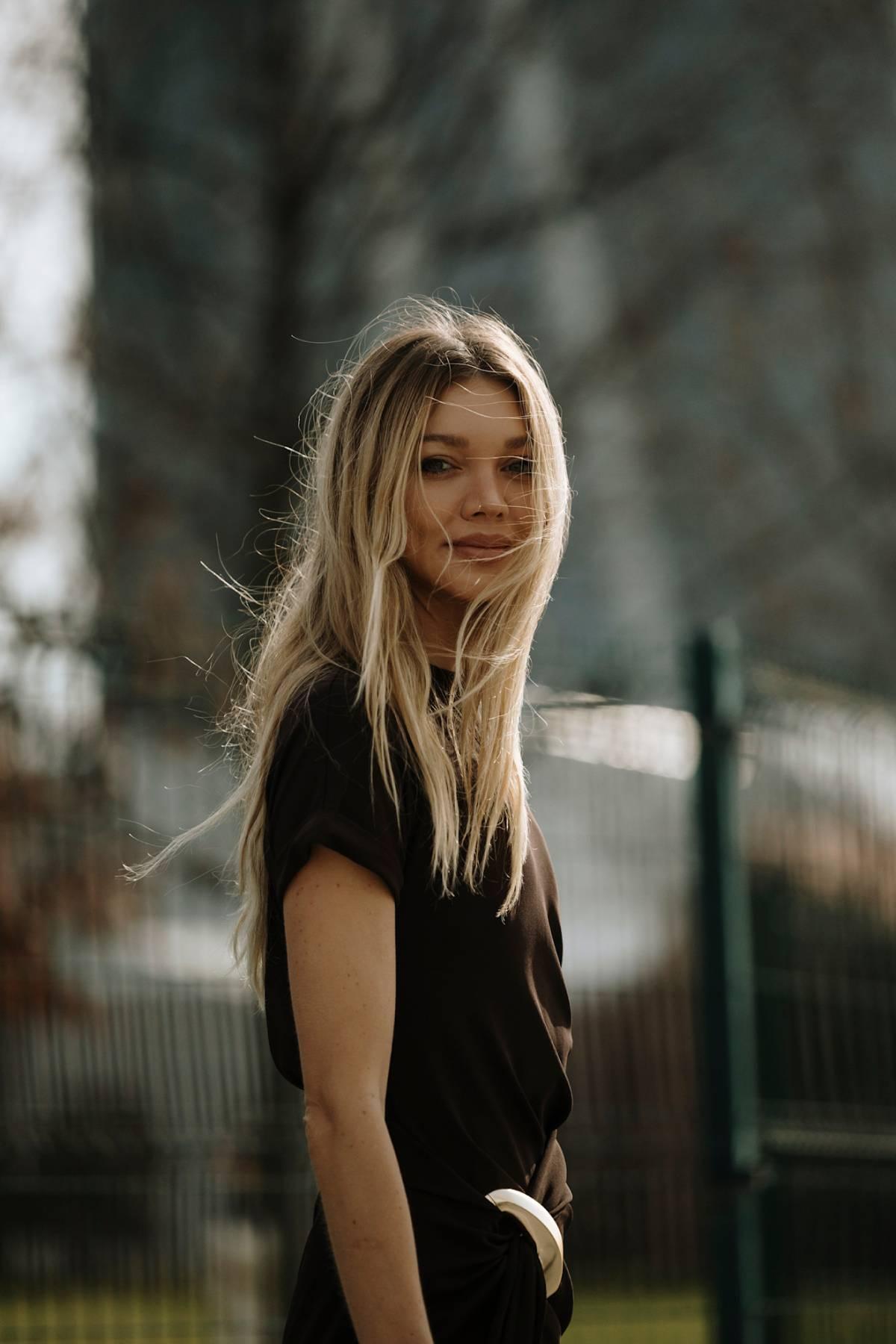 Les cheveux blonds sont parmi les plus vulnérables au soleil