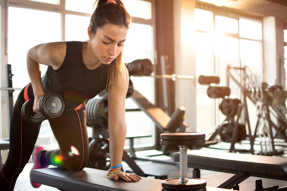Un entraînement avec une progression adéquate offre de meilleurs résultats que l’accumulation d’heures d’exercice.