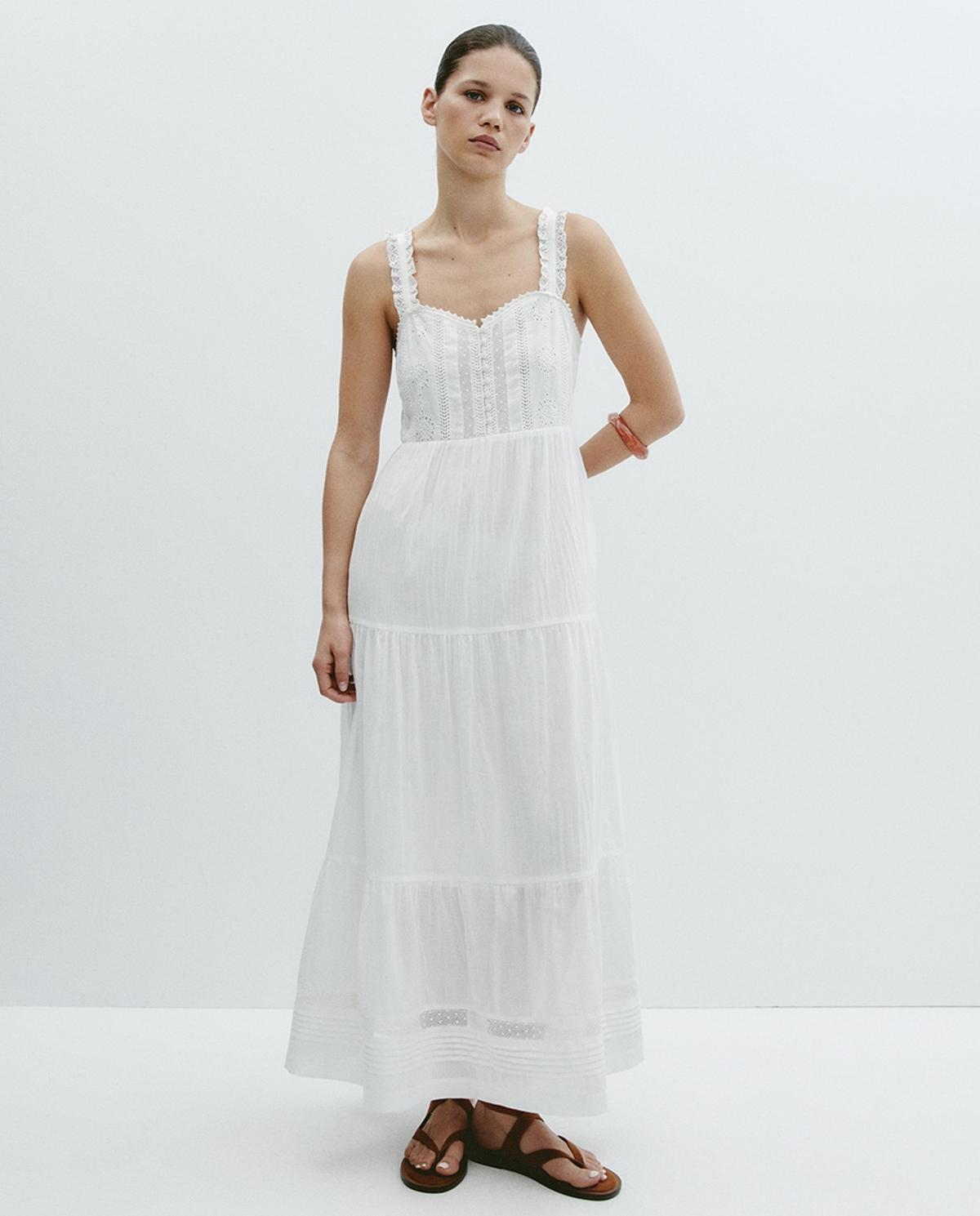 Robe bustier blanche avec broderie et dentelle