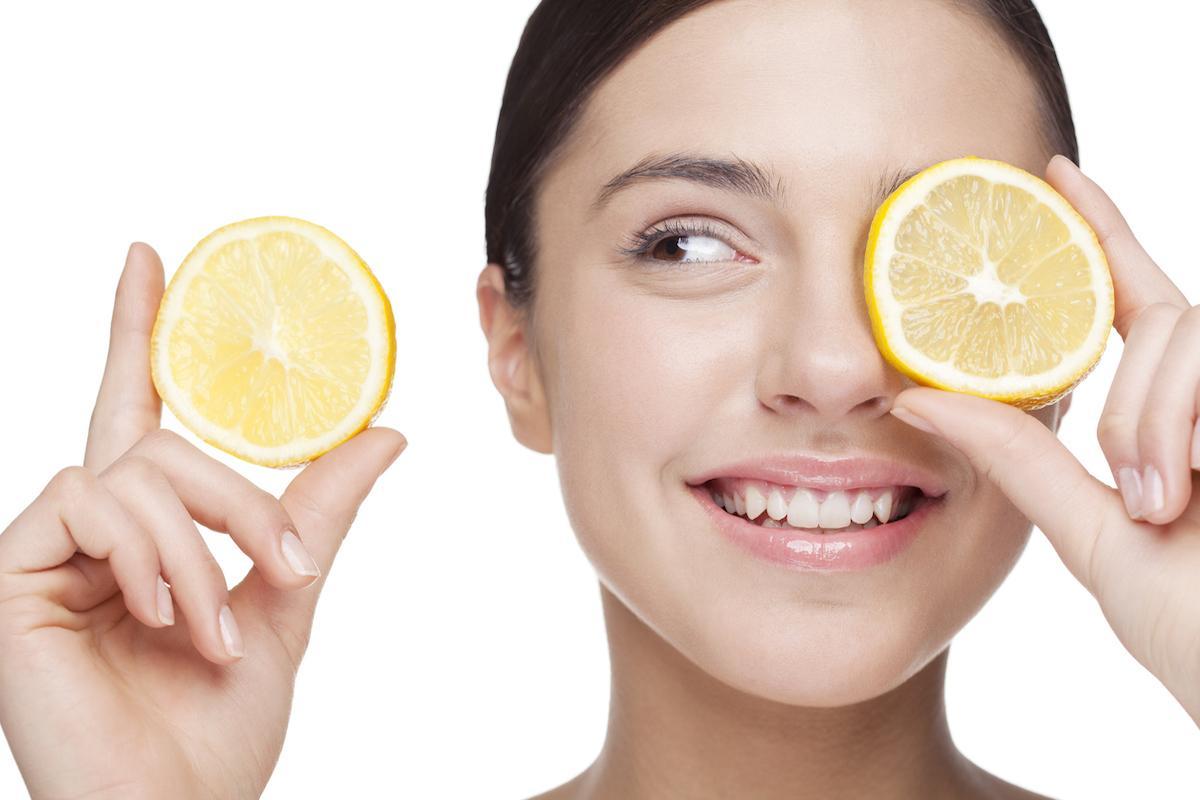 Appliquez correctement la vitamine C dans votre routine beauté