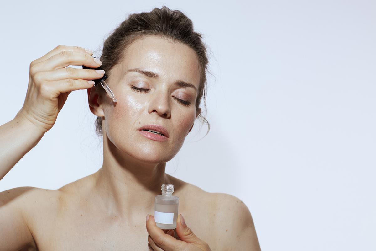 Apprenez à utiliser le rétinol pour avoir une peau plus jeune