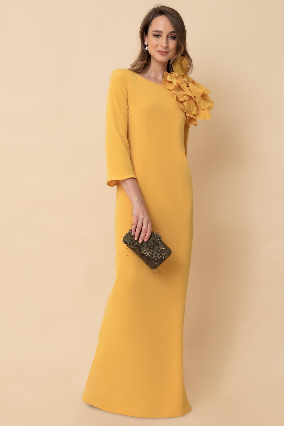 Robe jaune à manches longues