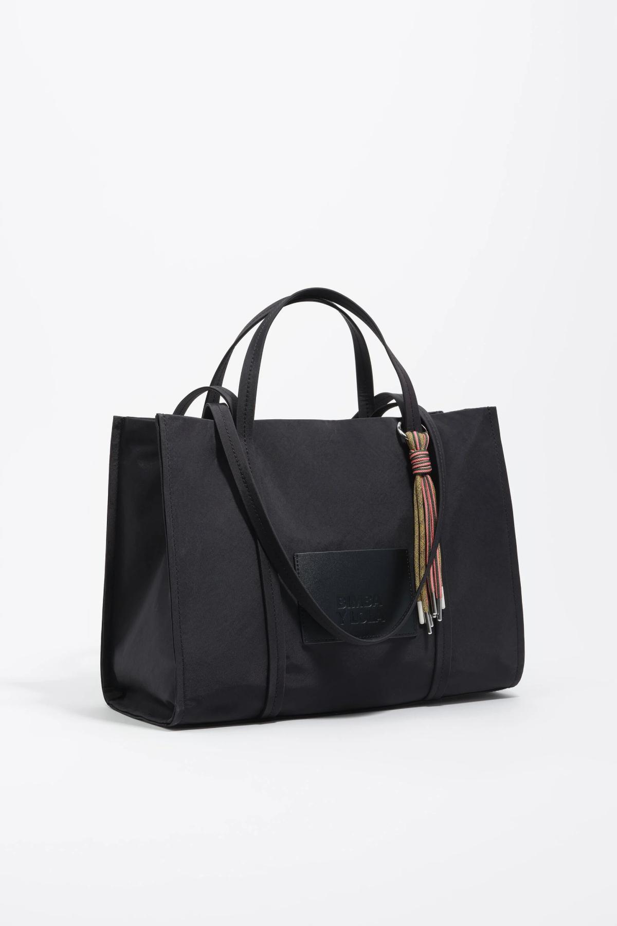 Sac cabas en cuir à double poignée (99 €)
