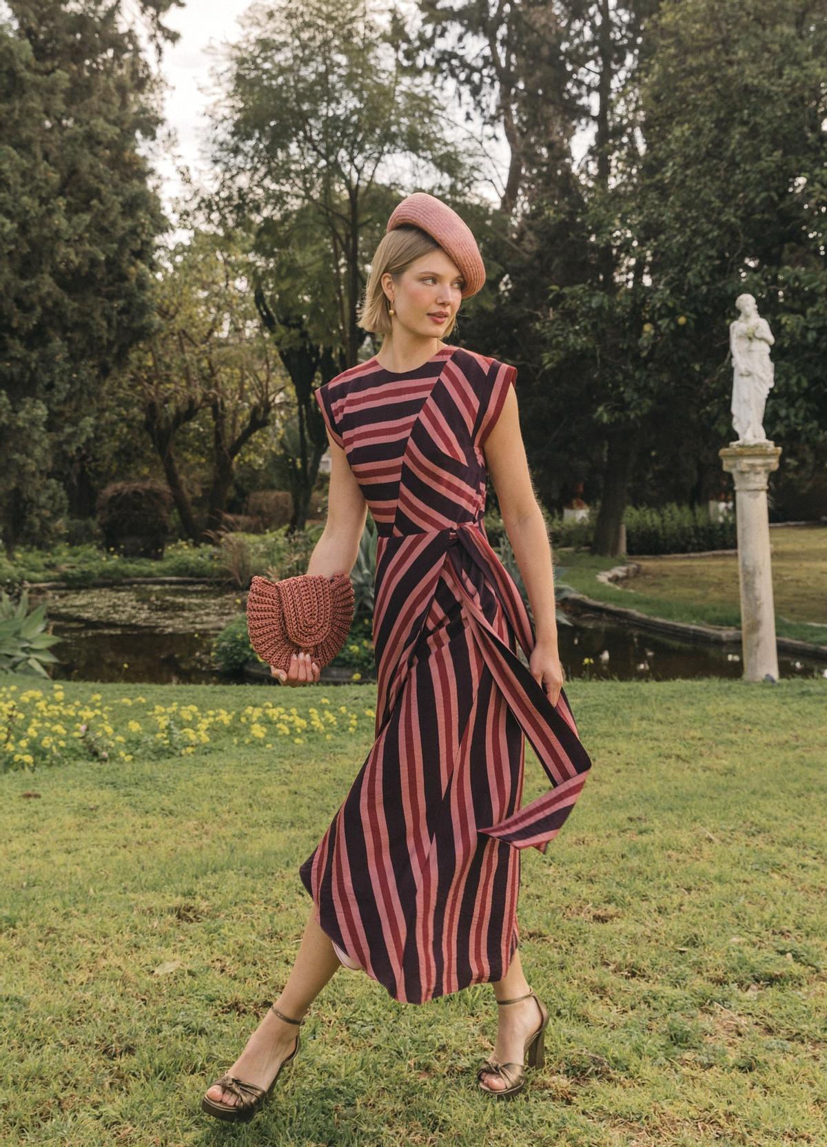 Robe d'invité à rayures
