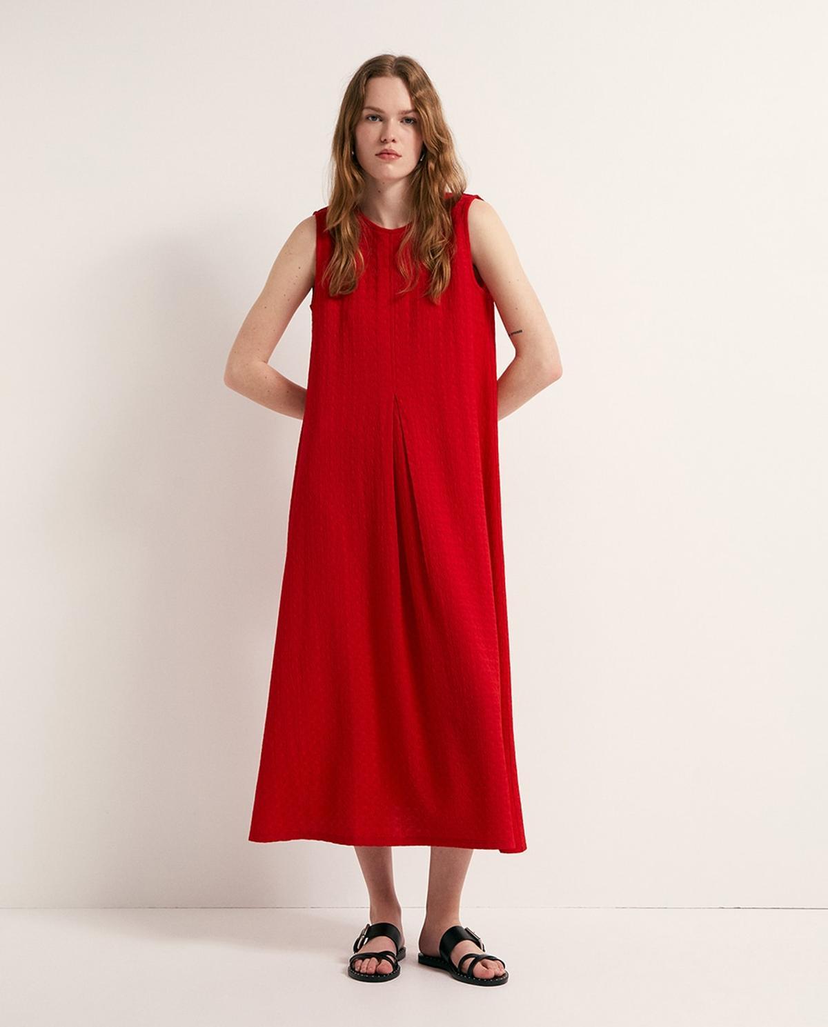 Robe midi rouge texturée