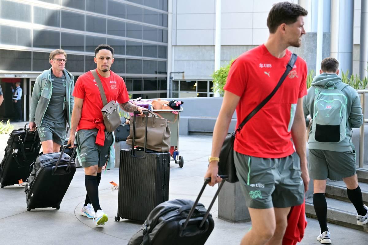 Le footballeur autrichien David Alaba avec un sac Hermés lors de la Coupe du monde 2026
