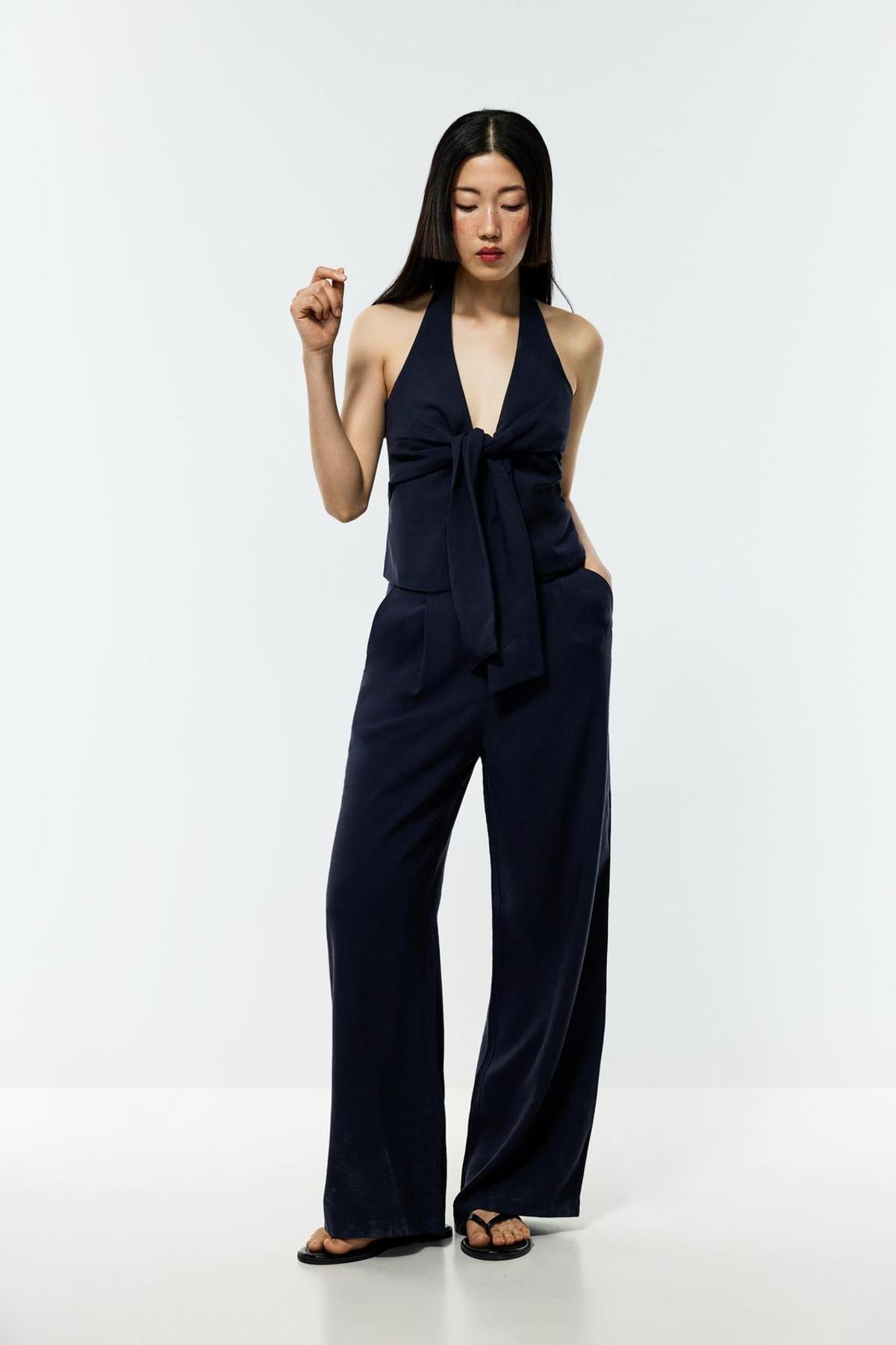 Ensemble haut et pantalon bleu marine