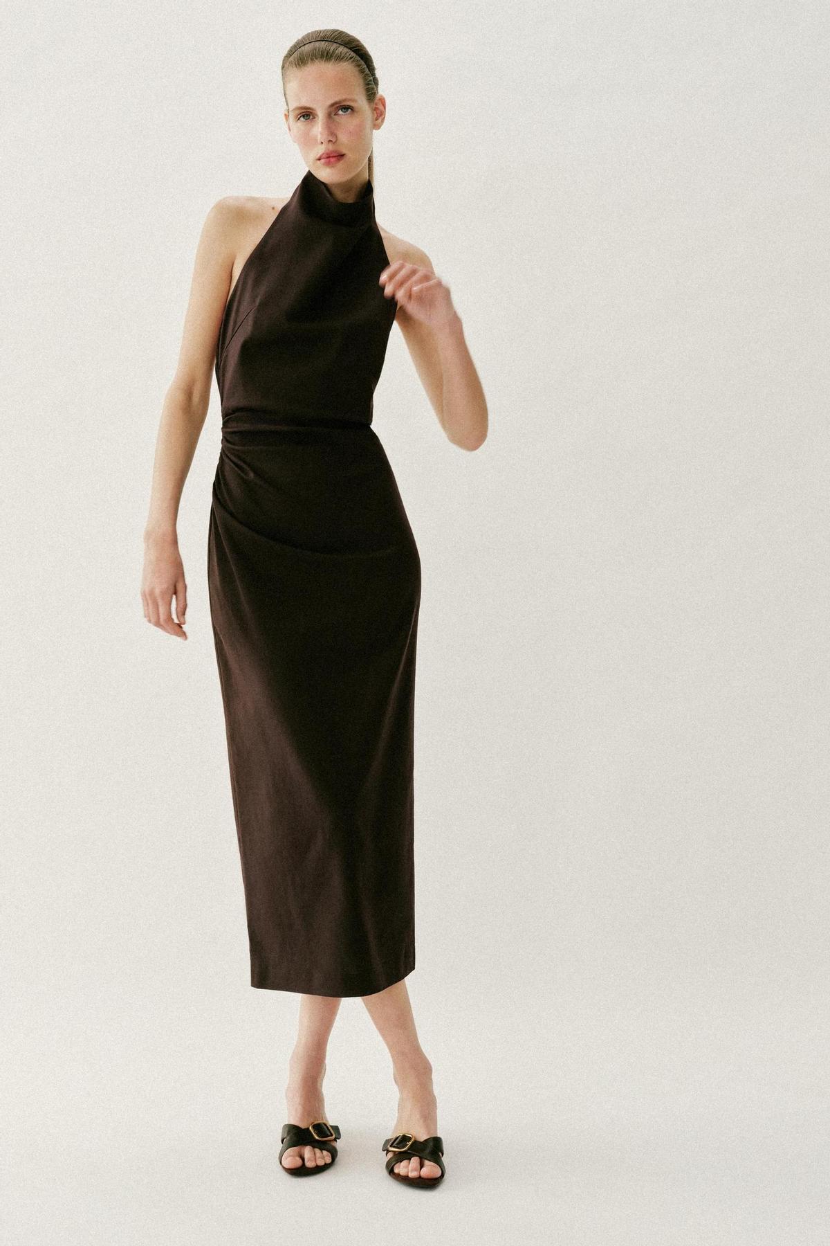 Robe dos nu en lin marron