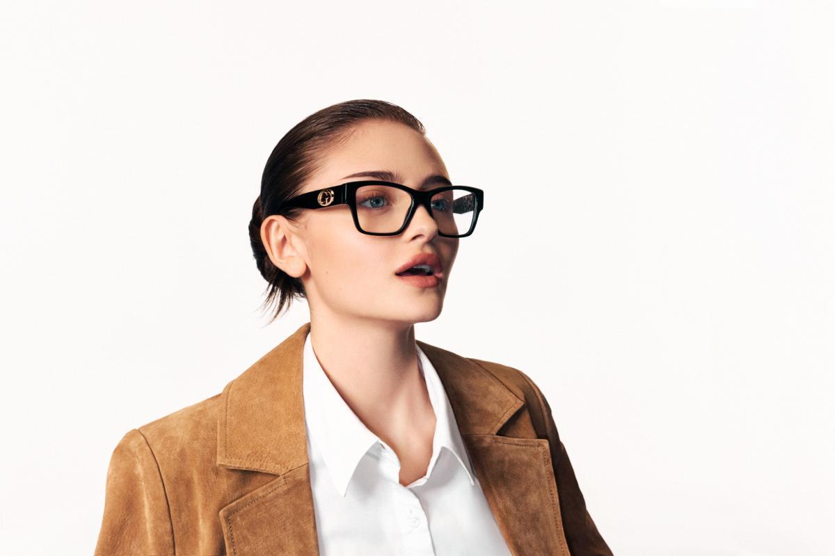 Leni Klum devient « The Gossip », « The Ex-Girlfriend », « The Genius » et « The Legend » pour la nouvelle campagne Forever Guess