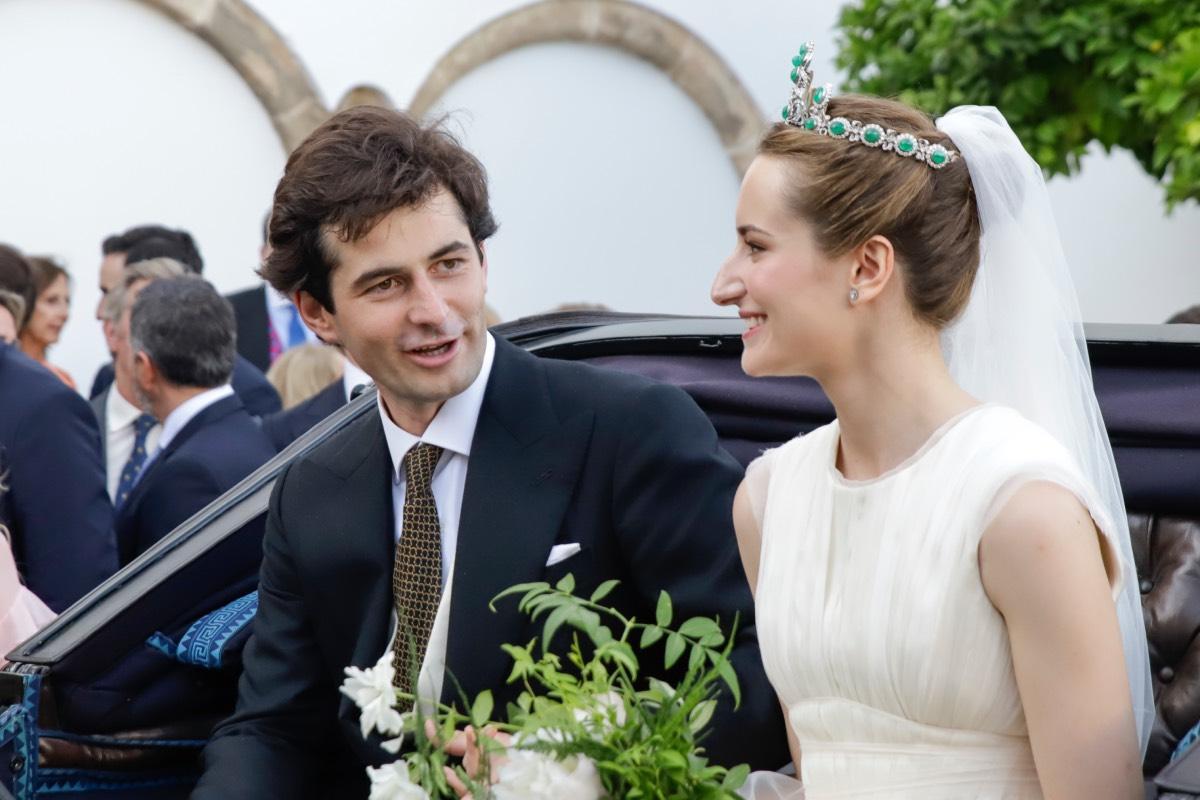 Le bandeau en strass d'Ana Domecq à son mariage