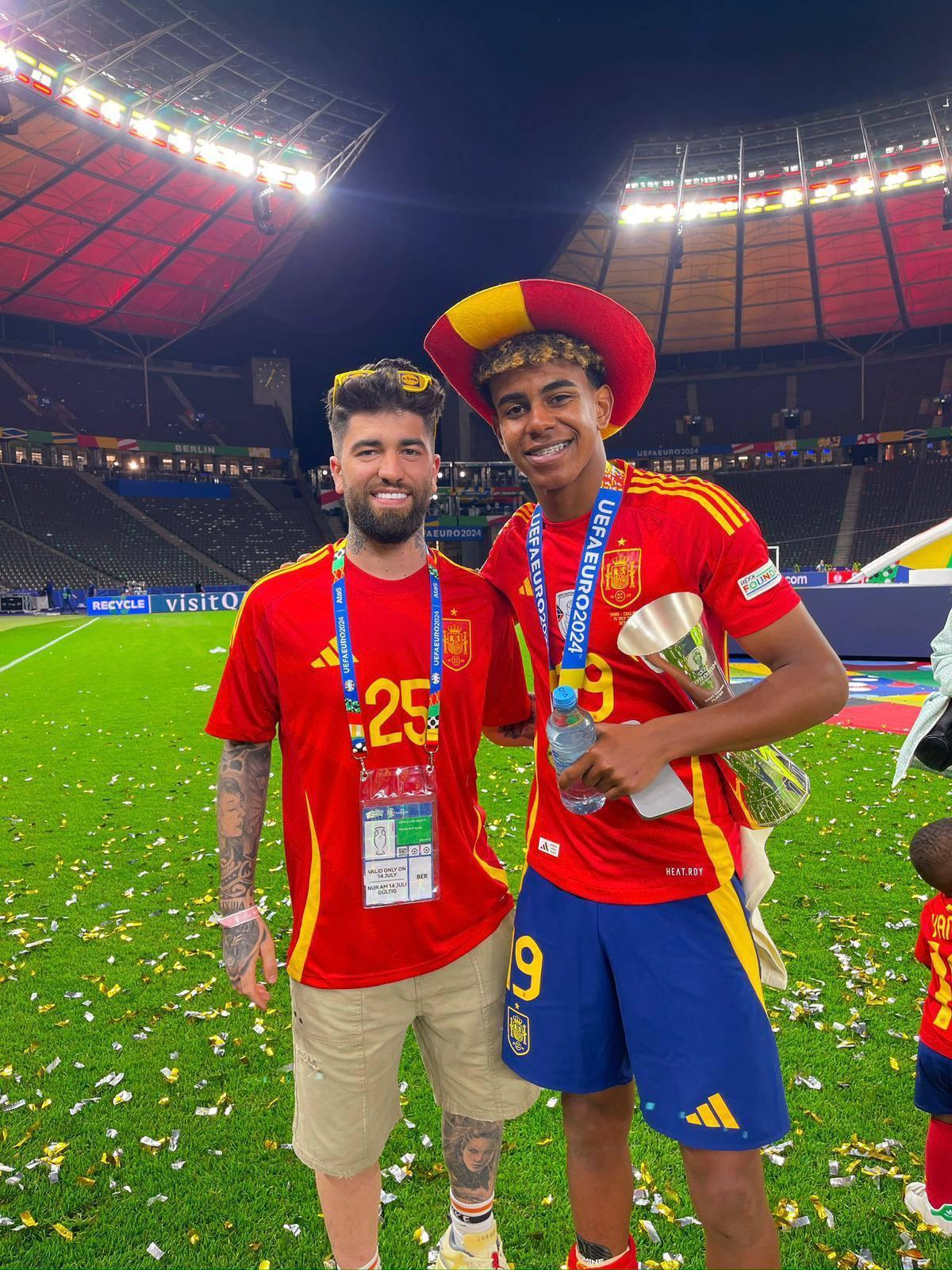 Raúl Sanromá et Lamine Yamal, inséparables
