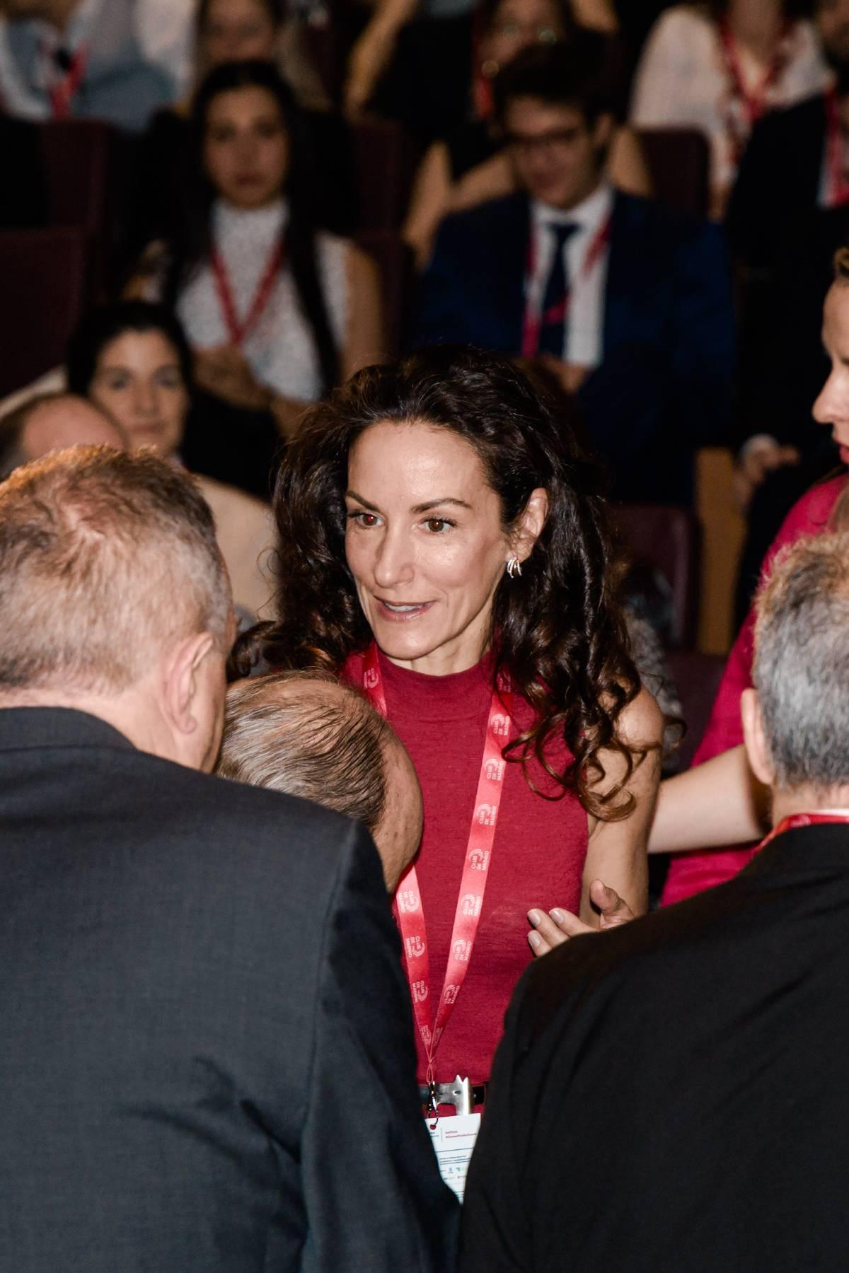 Telma Ortiz et le roi Felipe VI coïncident dans le « Dialogue politique annuel 2026 » du Club de Madrid