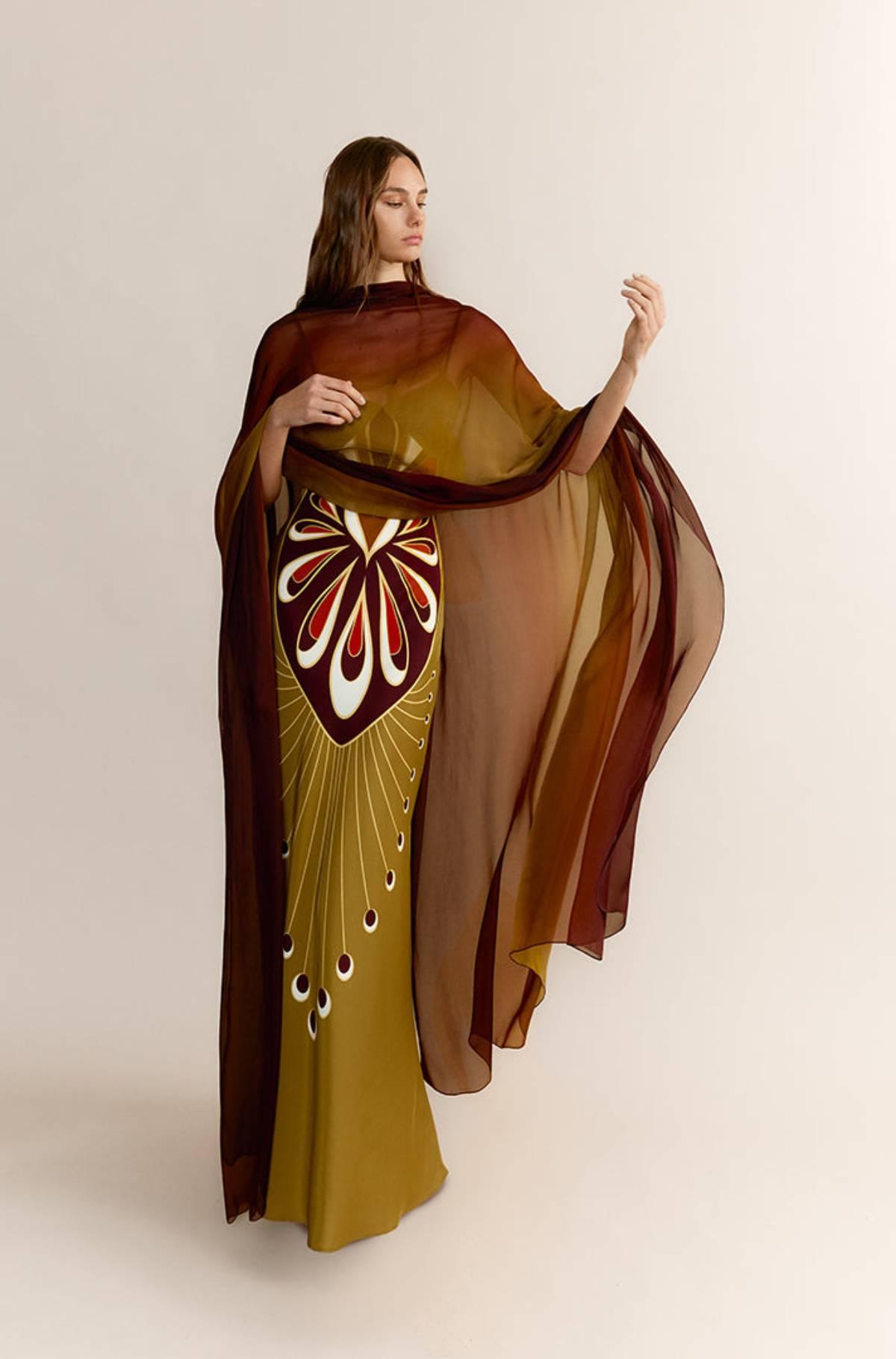 Robe en soie avec imprimé, par Clo Madrid
