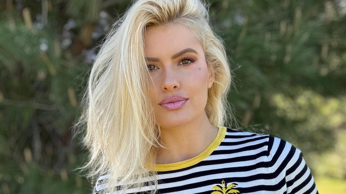 Adriana Abenia (41 años): "Desayuno fruta, pan sin gluten, queso