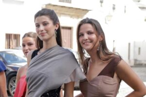 Certificat honorifique pour le stylisme des invités au mariage de la jet set de Jerez : Inés Domecq, Esperanza Aguirre et bien plus encore