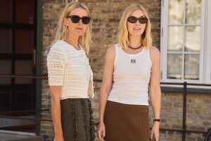 Comment s'habiller élégamment quand il fait chaud à 40 et 50 ans : 5 « total looks » des nouveautés Zara que nous, experts de la mode, approuvons pour réussir cet été