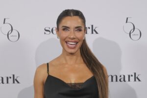Elisa Blázquez, la nutritionniste de Pilar Rubio, prévient : c'est l'erreur que nous commettons lorsque nous mangeons de la salade pour le dîner le soir