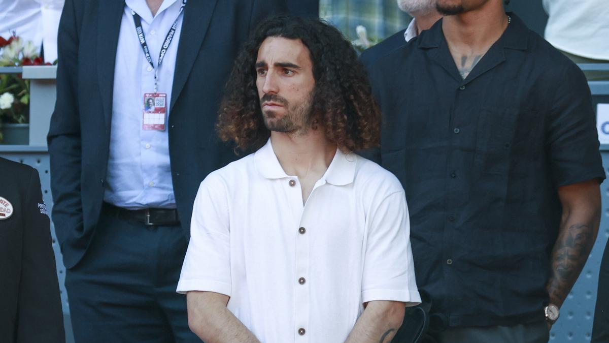 Marc Cucurella (27 años): "Soy muy amante de los bocatas. Me gusta poner lomo, pollo, queso, jamón york, huevo y mezclar la mayonesa con el kétchup. También echo de menos los cereales del Mercadona"