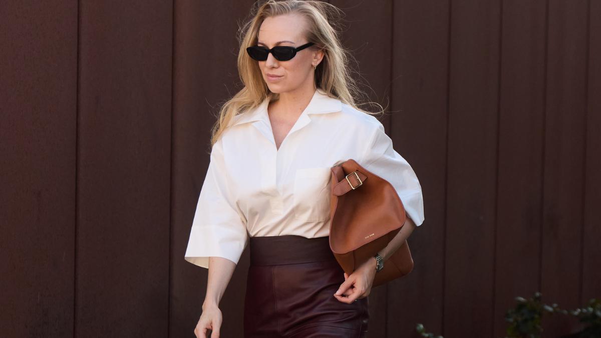 Las editoras de moda lo confirmamos: 5 conjuntos con falda midi de Mango que te salvarán tus looks de oficina en los días más calurosos