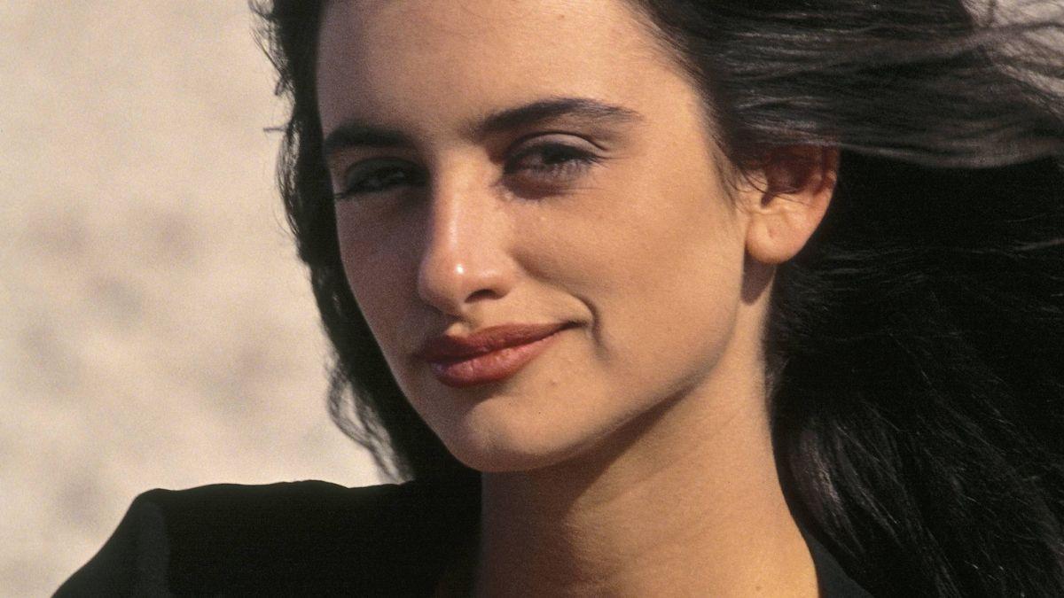 Penélope Cruz en 1992 combinaba color de mejillas y labios