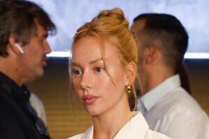 Vous ne vous souvenez peut-être pas des débuts d'Ester Expósito en tant qu'actrice, mais cet eye-liner a changé son look pour toujours et elle l'a porté sans arrêt en 2018.