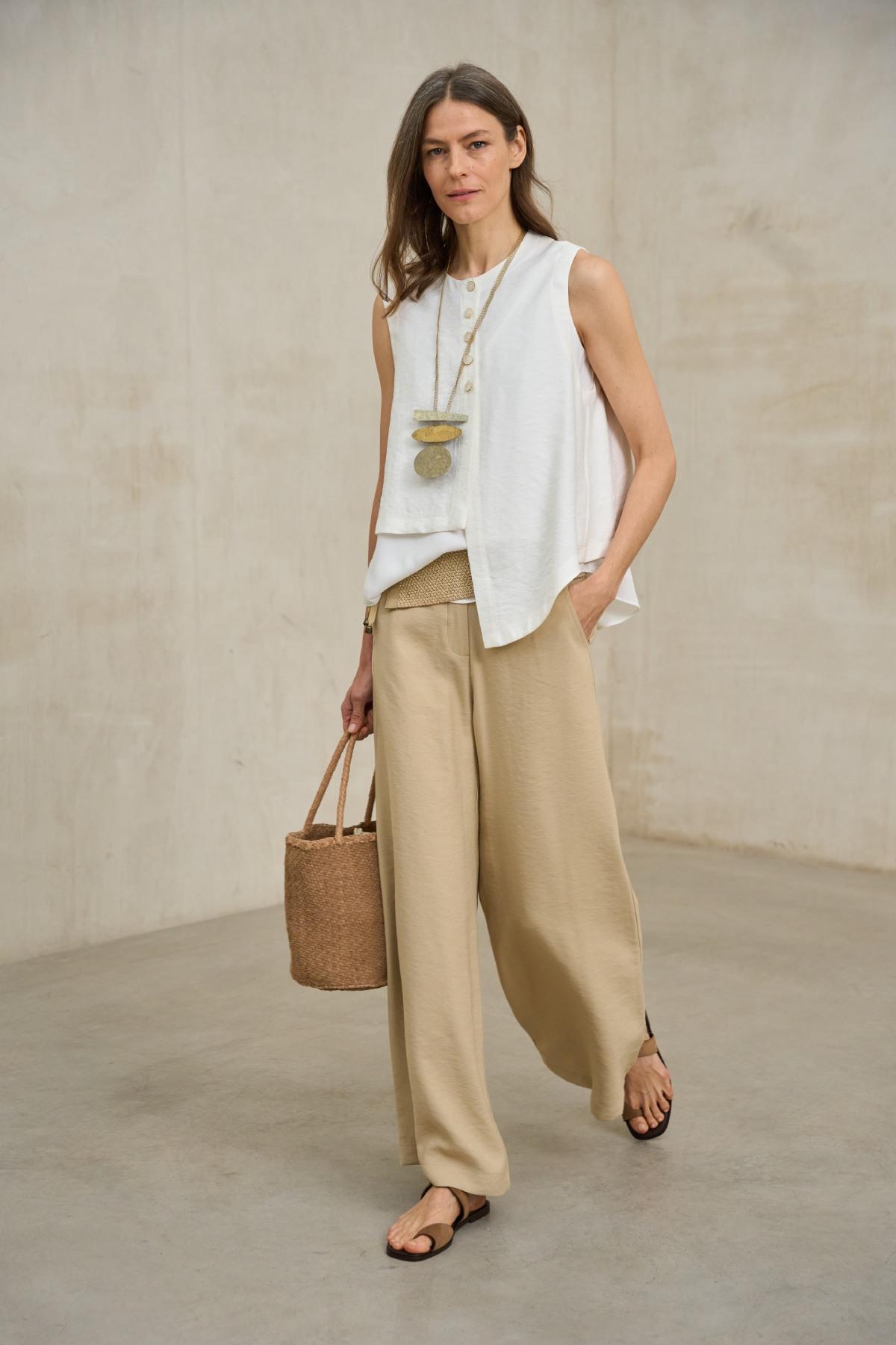 Look de la nouvelle collection printemps/été 2026 de Rivera