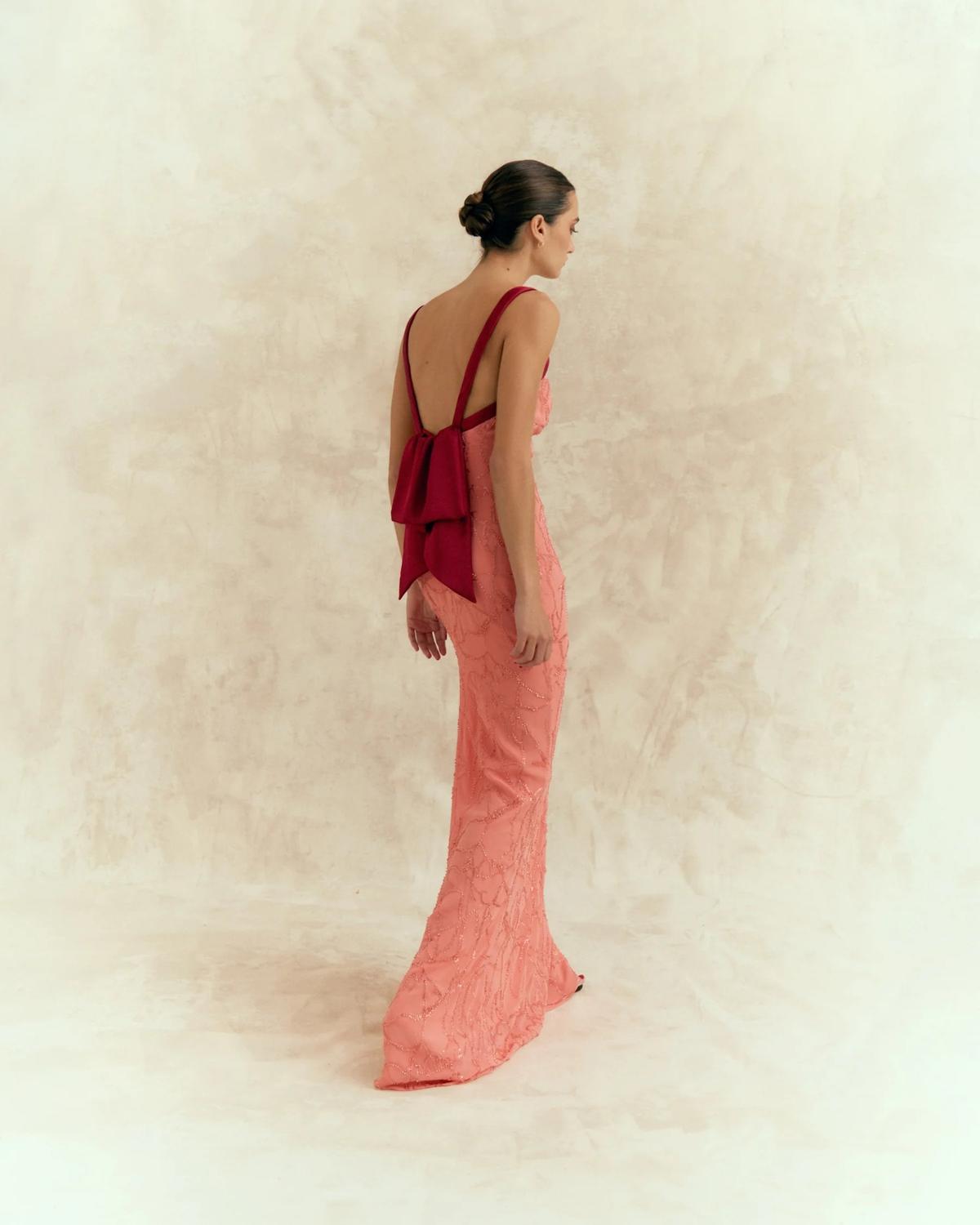 Robe longue d'invité