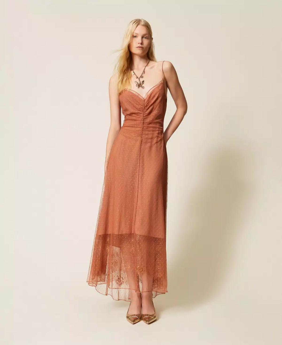 Robe lingerie invité