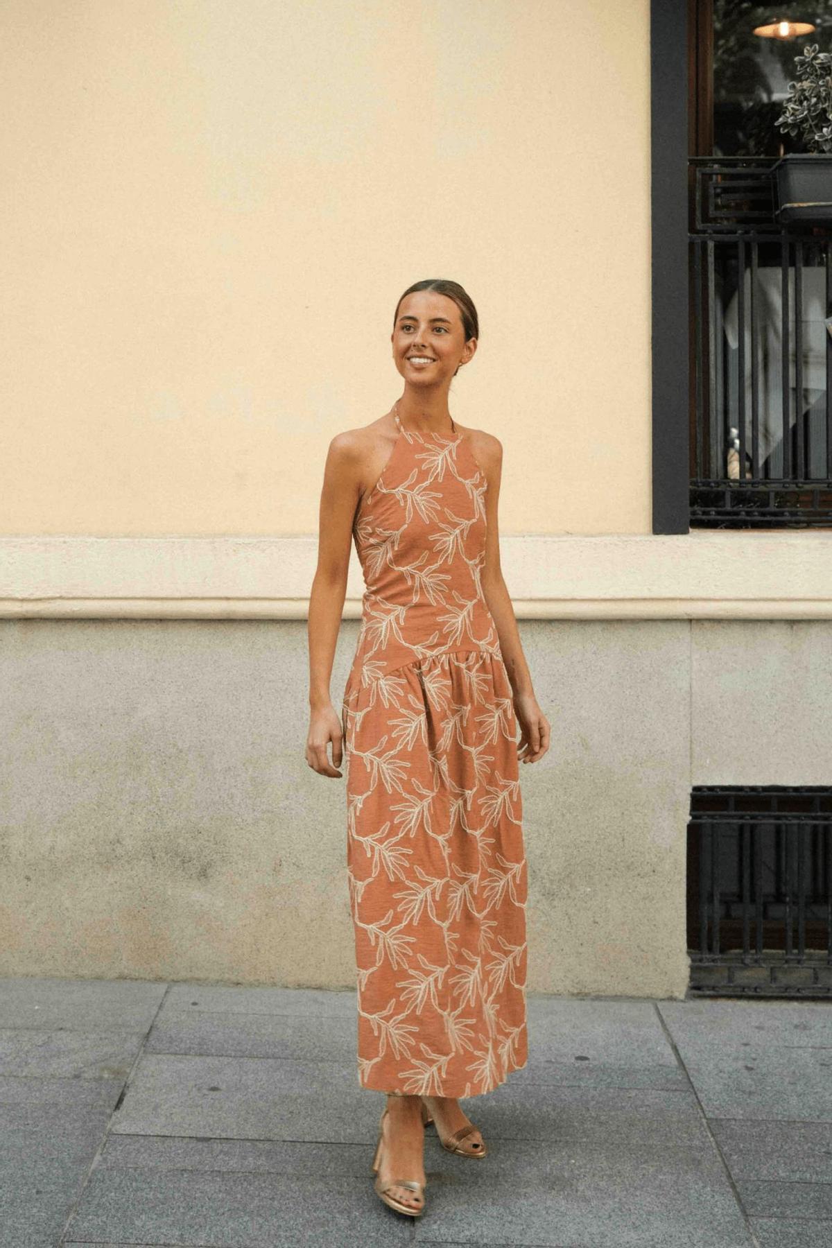 Robe dos nu imprimée