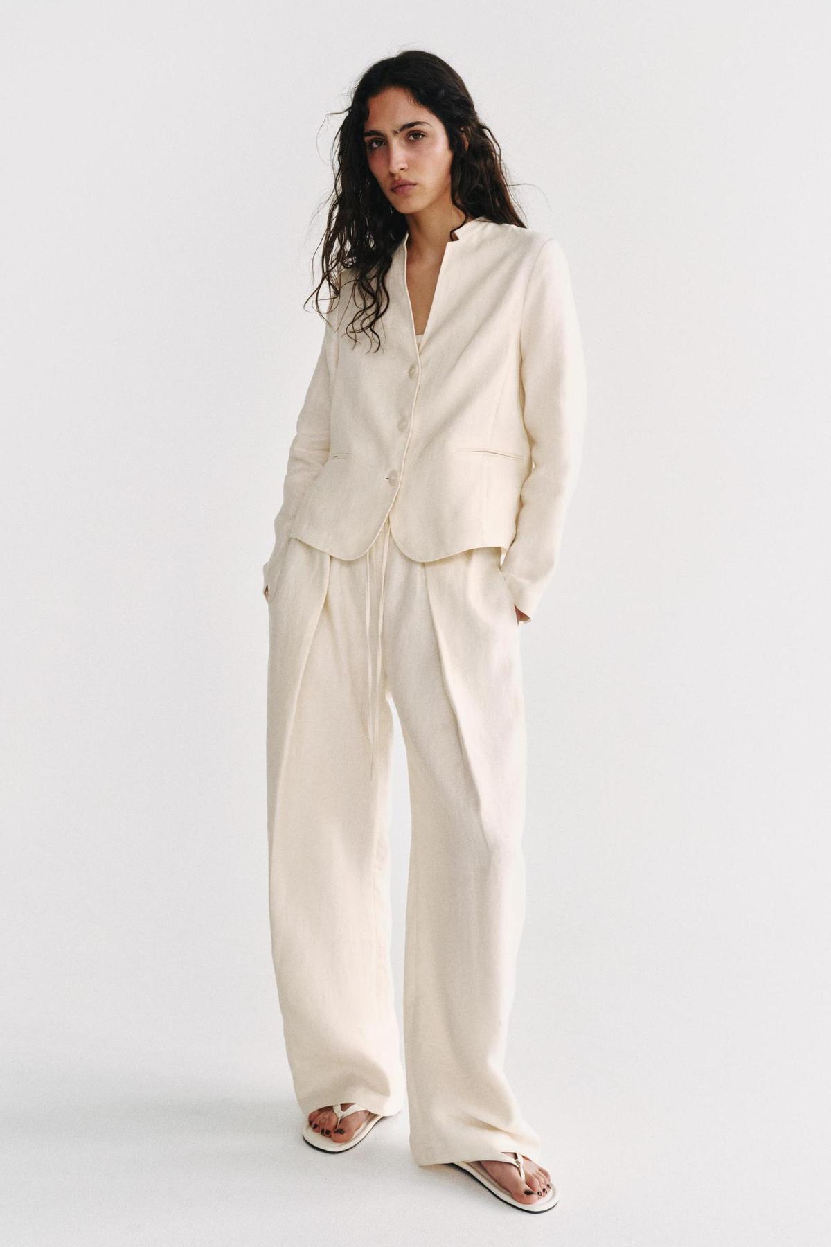Ensemble blazer et pantalon en lin de couleur unie