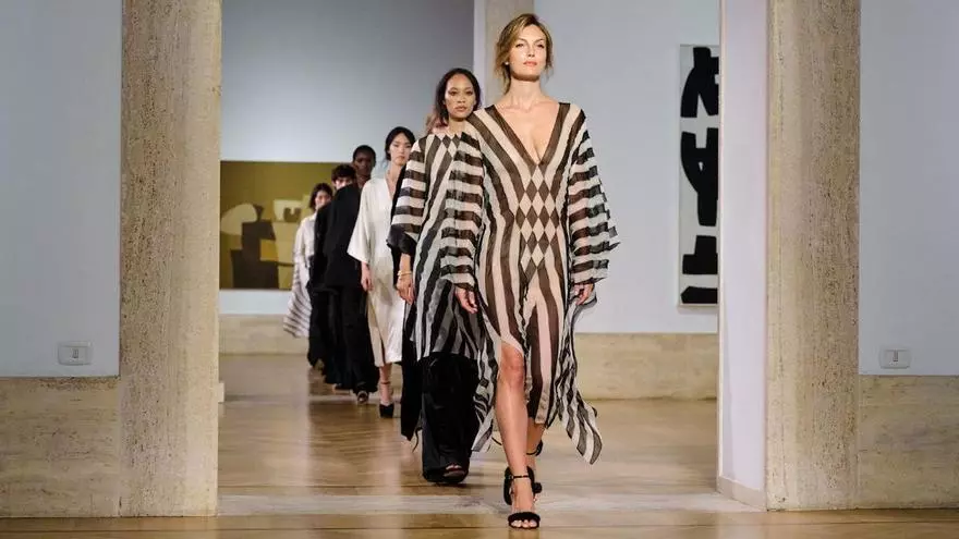 La nouvelle Fendi Haute Couture : la première collection de Maria Grazia Chiuri avec un défilé historique à Rome