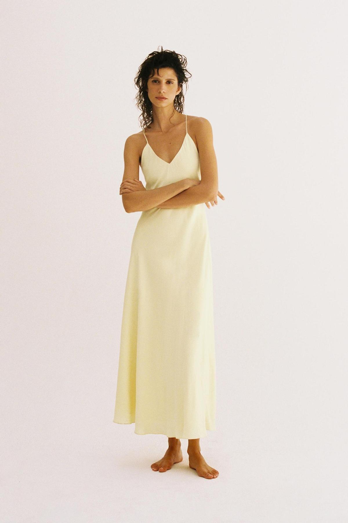 Robe nuisette jaune pastel
