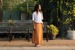 En cuir, faites à la main et unisexes : ce sont les sandales plates que les filles à l'âme hippie achètent pour faire du tourisme d'Ibiza au Japon