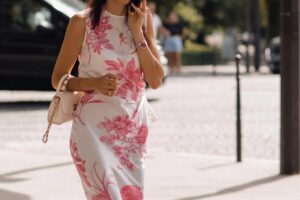 Honneurs à Sfera : 5 robes récemment débarquées dans leurs soldes qui respirent l'élégance et vous éviteront de mal vous habiller pendant la canicule