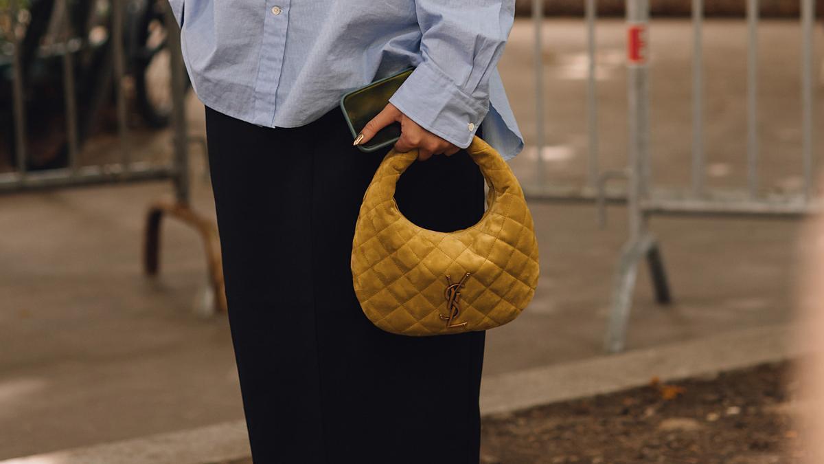 Parecen de lujo, pero son de Parfois: 5 bolsos que serán tendencia en otoño/invierno 2026, ideales para llevar ahora con conjuntos de lino y después con vestidos