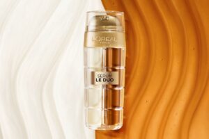 Le sérum 2 en 1 qui change les règles du jeu des soins anti-âge