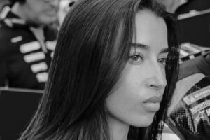 María Monfort Matutes (24 ans), la petite amie de Jorge Martín : « J'aime prendre mes toasts avec de la dinde, de l'huile et des œufs, un ou deux brouillés, grillés ou durs, et mon café avec du lait d'amande et beaucoup de cannelle. Je mange aussi beaucoup de tomates, mon aliment préféré pour tout. »