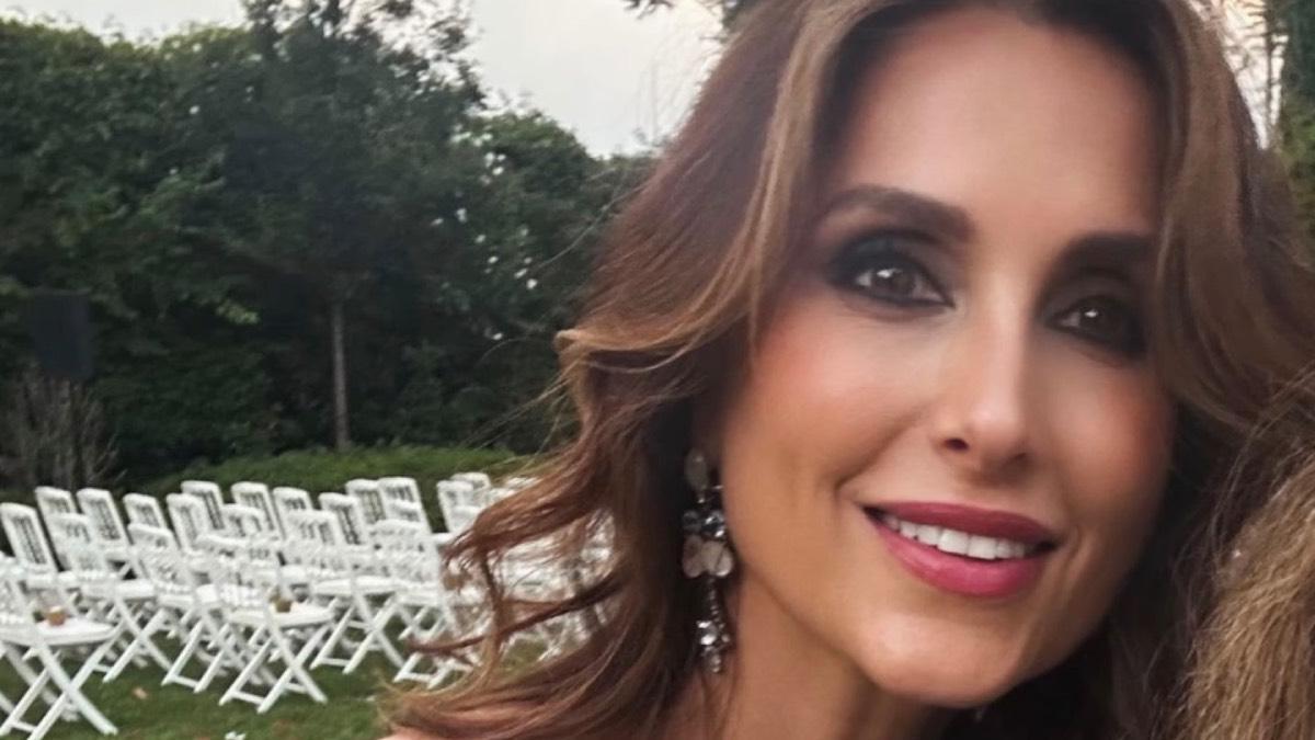 El look de invitada más esperado del fin de semana: Paloma Cuevas deslumbrado en la boda de su amiga