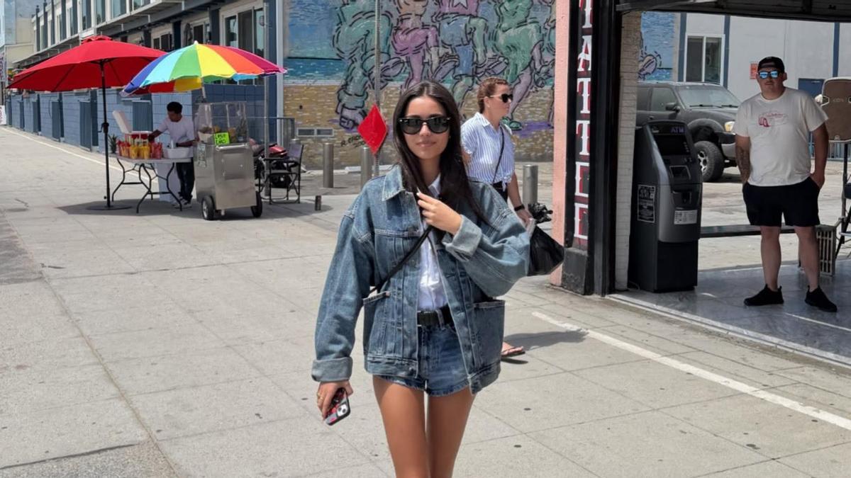 Inés García con un look fresquito y veraniego con sandalias de Zara