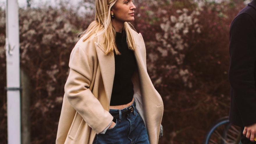 Zara y est parvenu : c'est le jean qui a un effet ventre plat