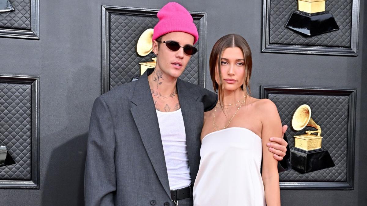 Justin Bieber conçoit des baskets personnalisées (et assorties) pour Hailey et son fils Jack Blues