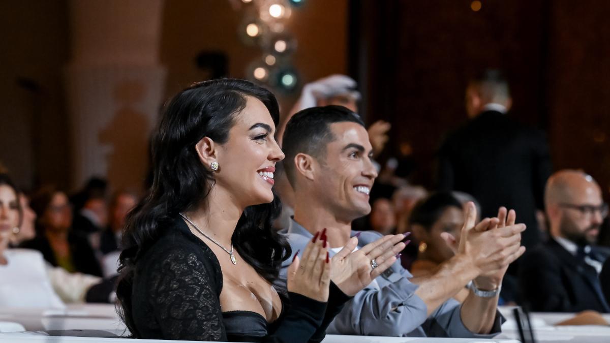 Cristiano Ronaldo et Georgina Rodríguez révèlent leurs projets de mariage : "Dans le futur, nous aurons un grand mariage pour pouvoir le célébrer avec notre famille et nos amis"