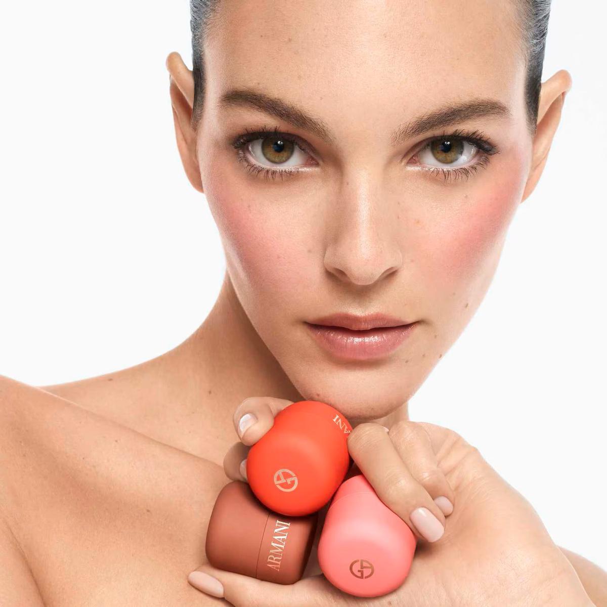 Les nouveaux blushs Armani Beauty