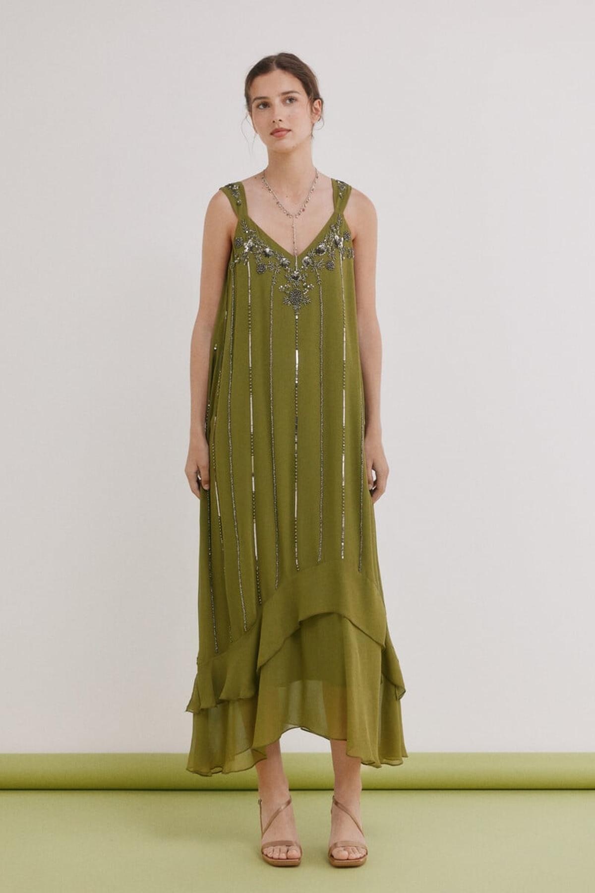 Robe verte fluide avec strass