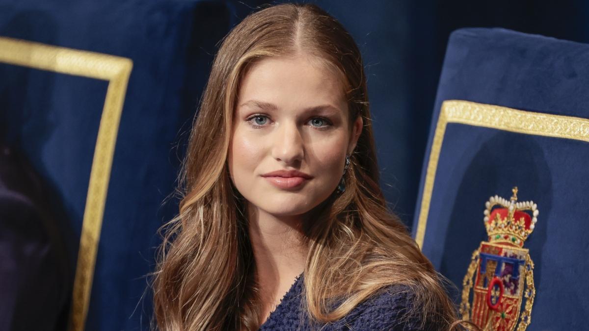 Le « double » de la princesse Leonor recrée l'un de ses maquillages et les réseaux n'en reviennent pas : comme deux gouttes d'eau !