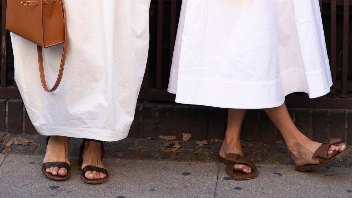 5 sandalias planas de las rebajas de Massimo Dutti que no paran de agotar las clásicas españolas que mejor visten por menos de 49 € (antes 99 €)