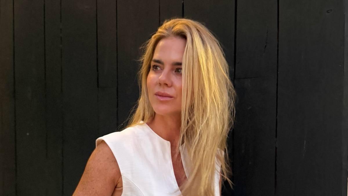 Amelia Bono utiliza un bañador como top para disfrutar del verano con el mejor estilismo