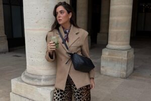 Lidl devance la mi-temps avec ce jean à imprimé animalier bientôt épuisé : il ne coûte que 9,99 euros